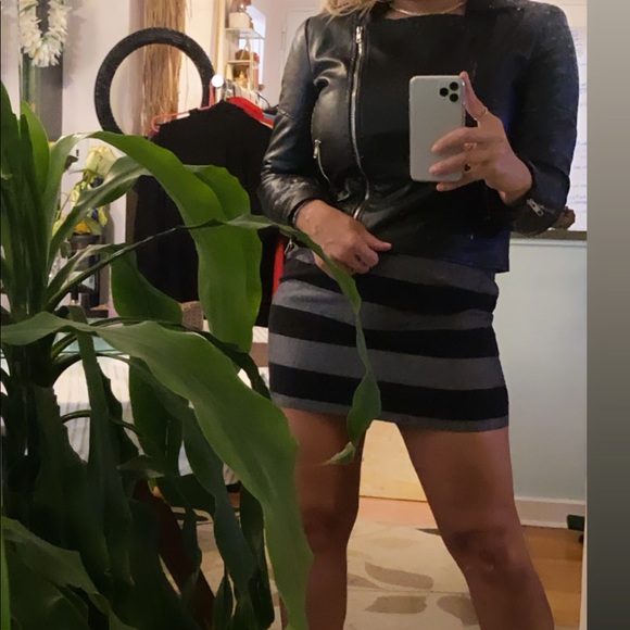 Black jacket - Picture 6 of 10